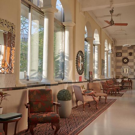 מומביי Elphinstone Hotel מראה חיצוני תמונה